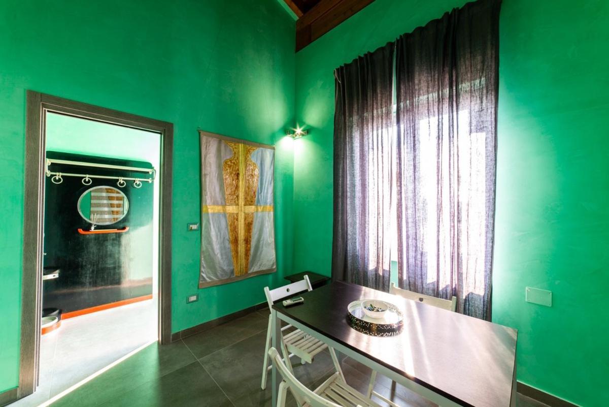 Apartment Speciale Tarshito's - Atrium And Terrace Bari