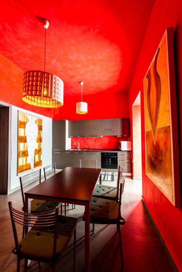 Speciale Tarshito's - Atrium And Terrace Apartment *